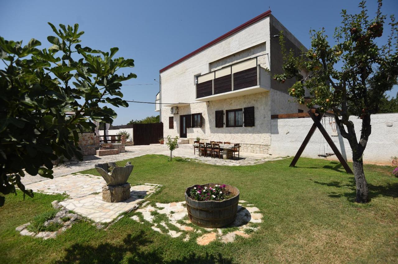 House & Apartment Palaca Donji Zemunik エクステリア 写真
