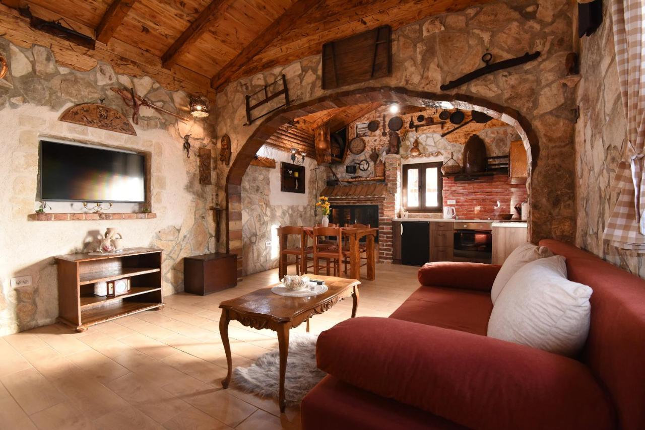 House & Apartment Palaca Donji Zemunik エクステリア 写真